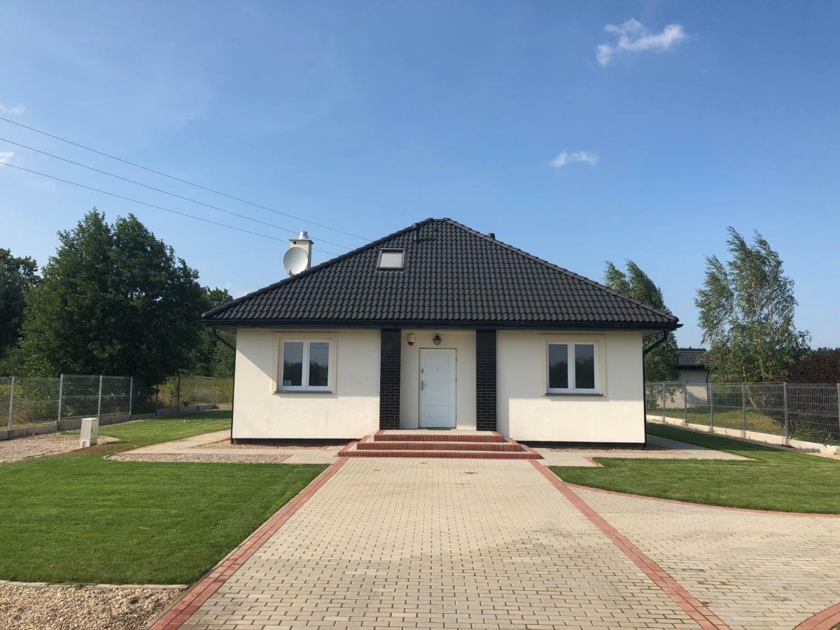 Domek Pod Lasem Ustka Exteriör bild