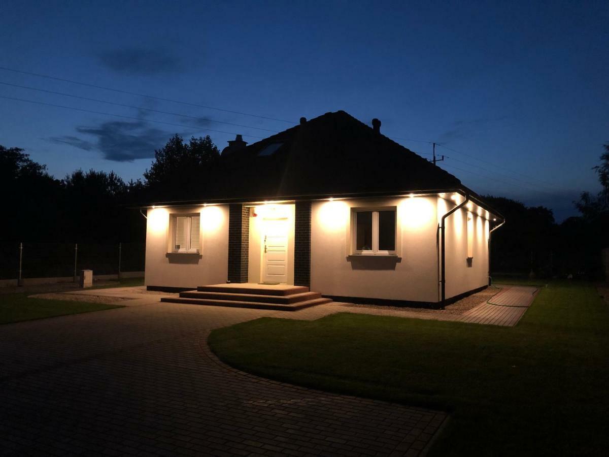 Domek Pod Lasem Ustka Exteriör bild